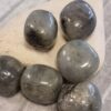 Labradorit Kuvars Tamburlanmis Dogal Tas 4