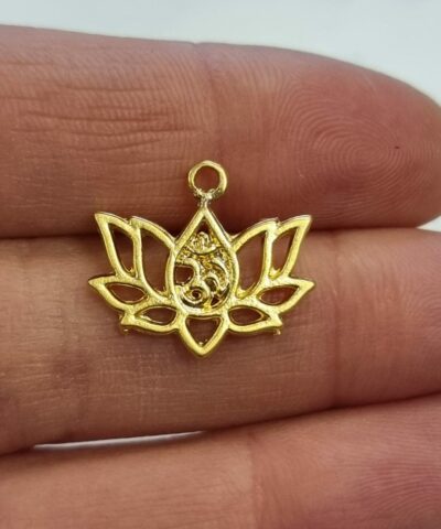 Lotus Cicegi Mat Altin Kaplama Taki Aparati