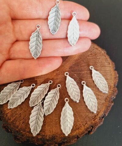 Manolya Yaprak Sekilli Zamak Taki Malzemesi