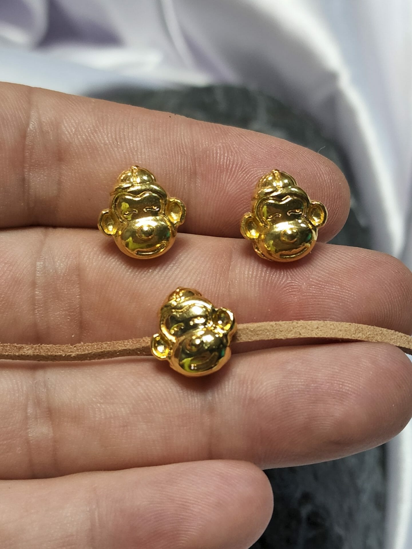 Maymun 3d Genis Delikli Taki Ara Aparat 2