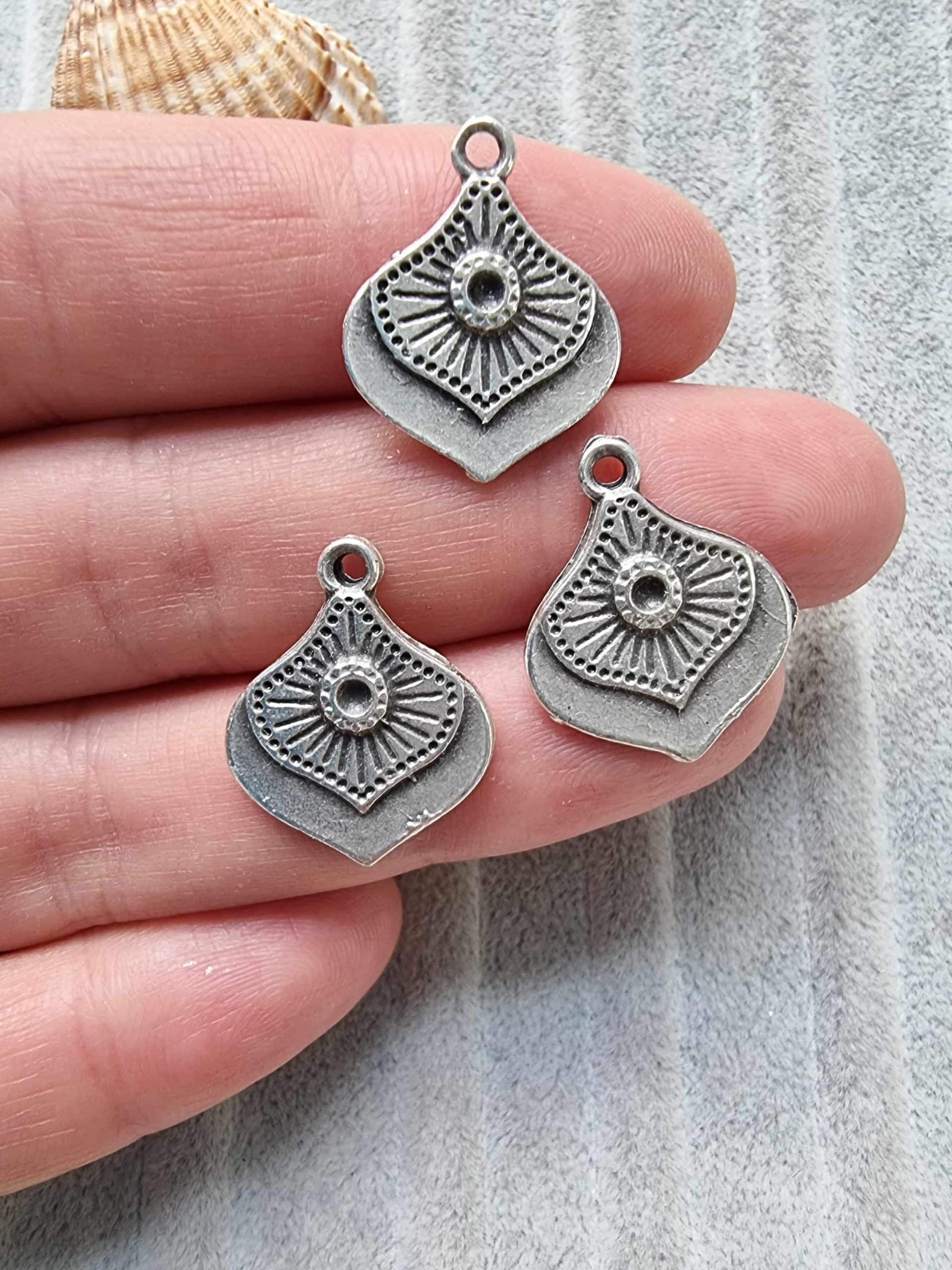 Motifli Damla Kolye Ucu 3 Scaled