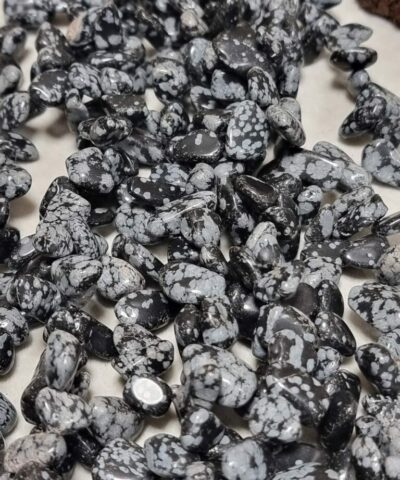 Obsidyen Kirik Tas Buyuk Boy