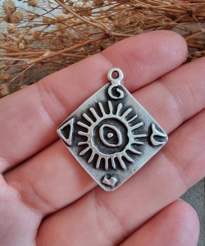 Otantik Gunes Goz Kolye Ucu