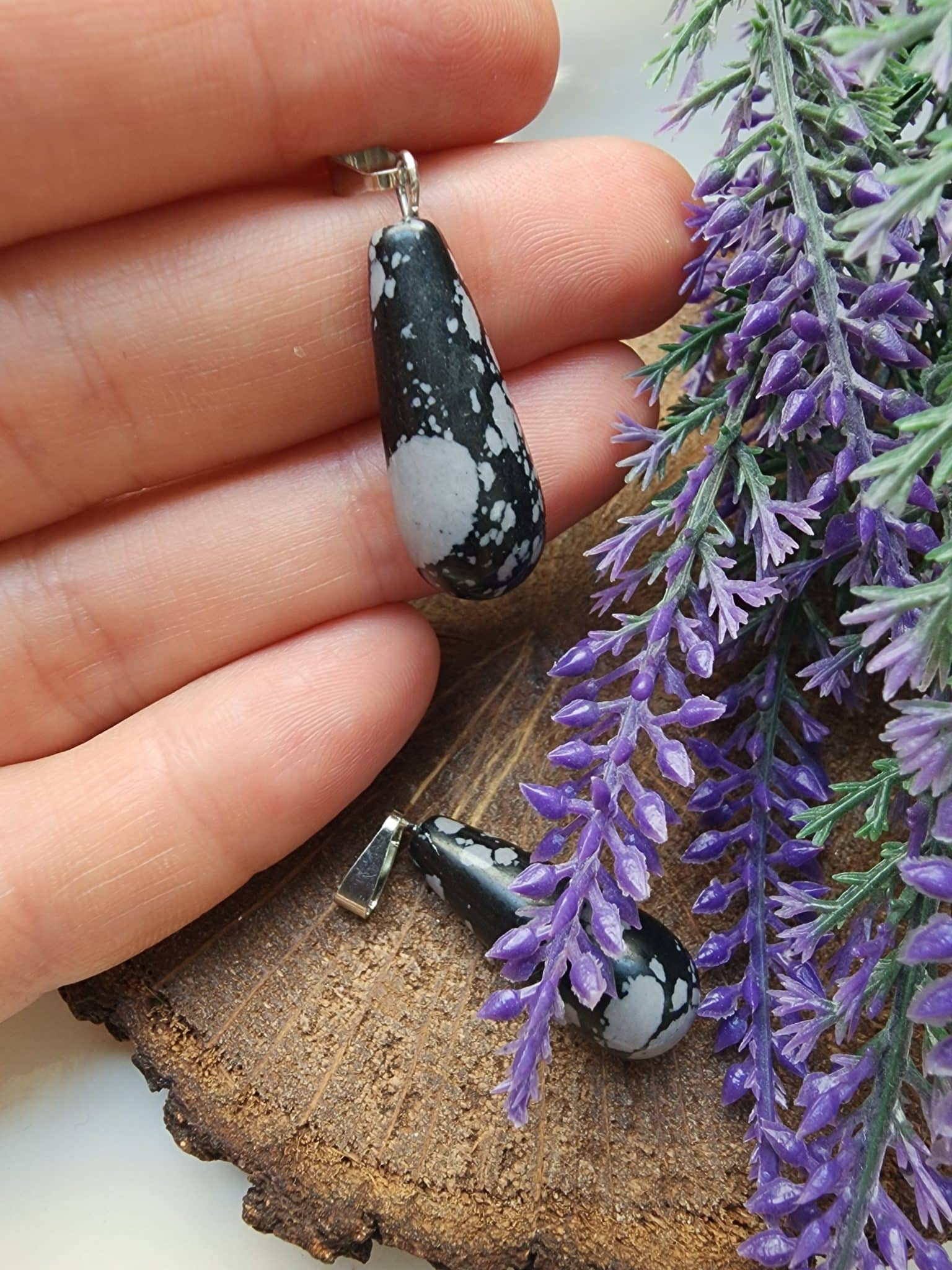 Oval Damla Karli Obsidyen Tasi Kolye Ucu 4