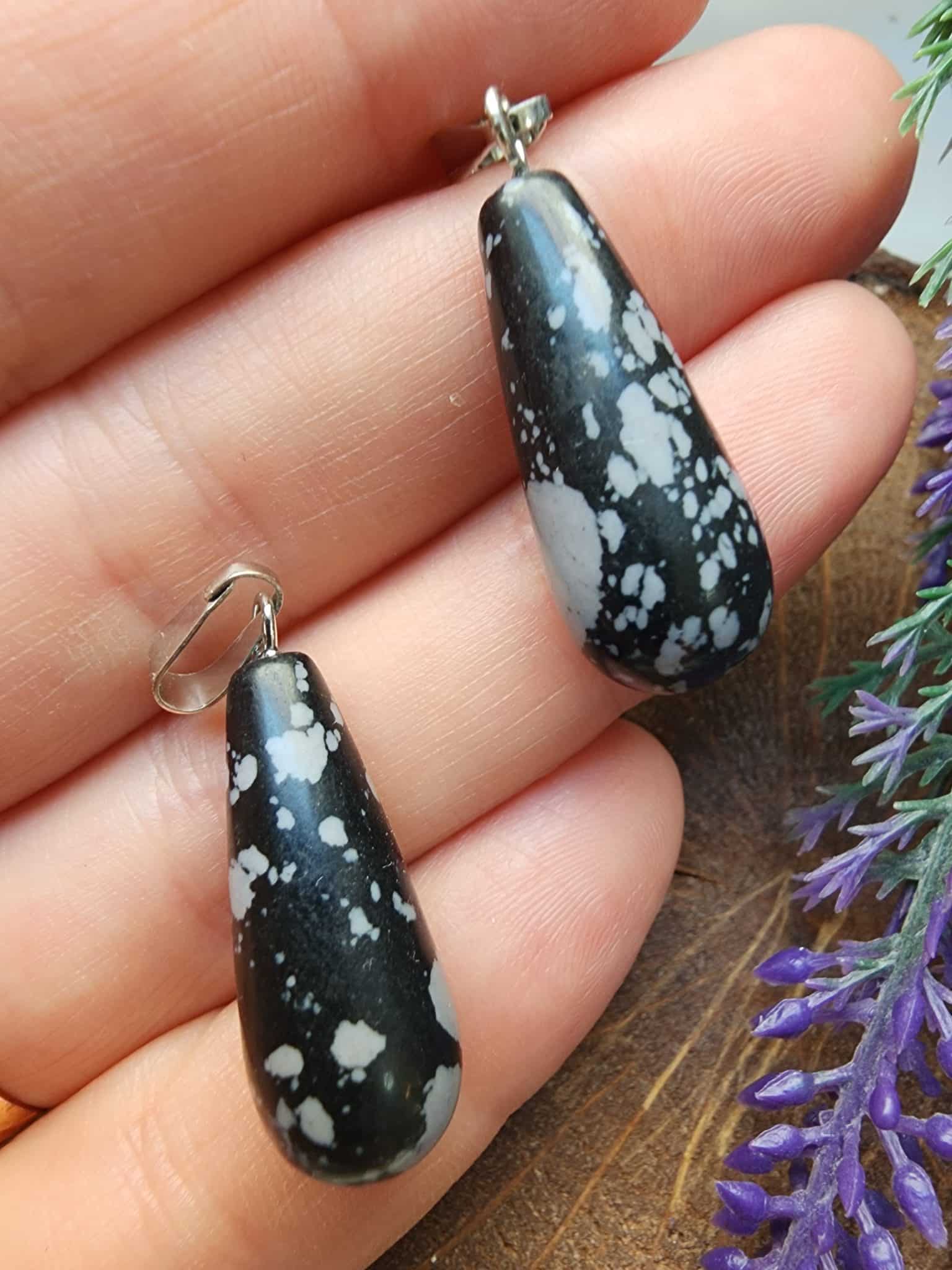 Oval Damla Karli Obsidyen Tasi Kolye Ucu