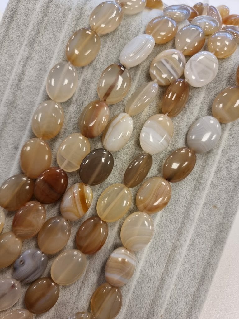 Oval Sekilli Akik Dogal Tas 15x20 2