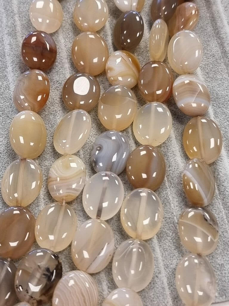 Oval Sekilli Akik Dogal Tas 15x20 5