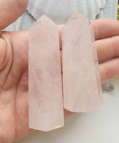 Piramit Pembe Kutle Kuvars Dogal Tas 2