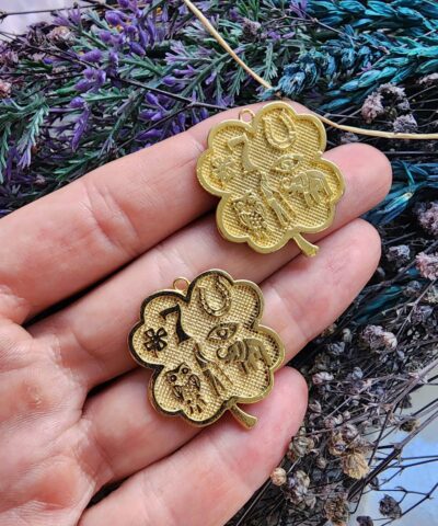 Şans Objeli Yonca Döküm Kolye Ucu