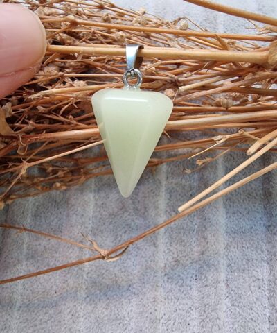 Sarkac Dogal Tas Kolye Ucu Fosfor