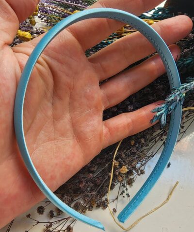 Saten Kaplı Metal Taç - 502