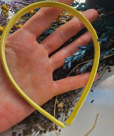 Saten Kaplı Metal Taç - 504