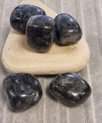 Spektrolit Tamburlanmis Dogal Tas