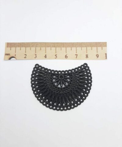 Tığ Örgü Yarım Kolye Ucu