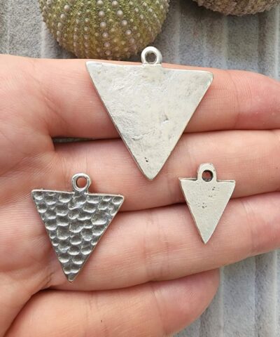 Ucgen Otantik Kolye Ucu Taki Malzemesi