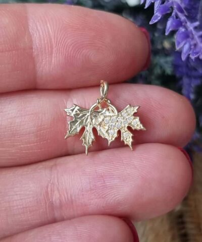 Yapraklar Minimal Zirkon Tasli Kolye Ucu 4