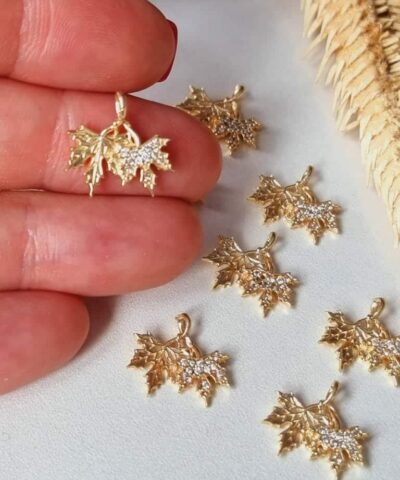 Yapraklar Minimal Zirkon Tasli Kolye Ucu 6