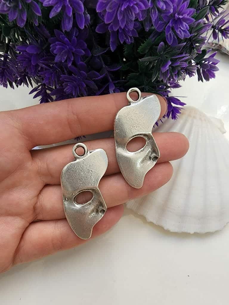 Yarim Maske Kolye Ucu 2