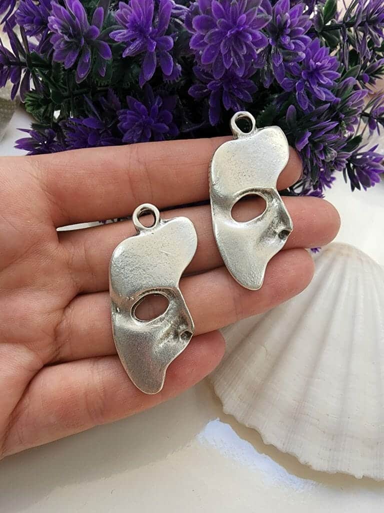 Yarim Maske Kolye Ucu 3