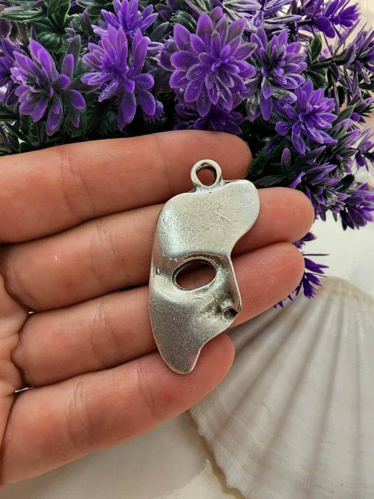 Yarim Maske Kolye Ucu 4