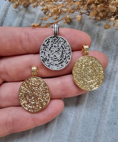 Yazi Motifli Kolye Ucu