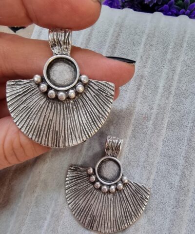 Yelpaze Mistik Dokum Kolye Ucu