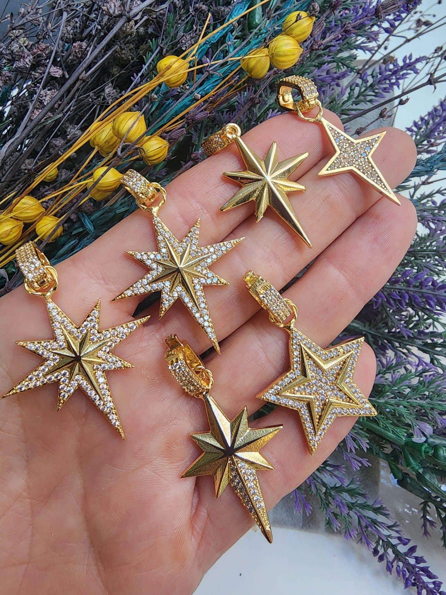 Yıldız Ajda Bilezik Zirkon Charm Sallantısı