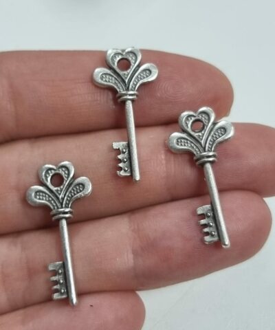 Yonca Anahtar Minimal Taki Malzemesi 2