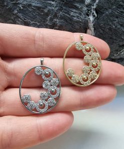 Zirkon Taşlı Çiçekli Oval Kolye Ucu