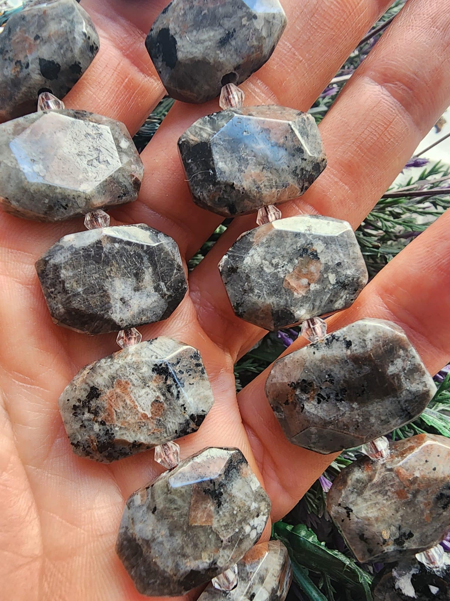 15x20 MM Dikdörtgen Kesimli İyolit Taşı