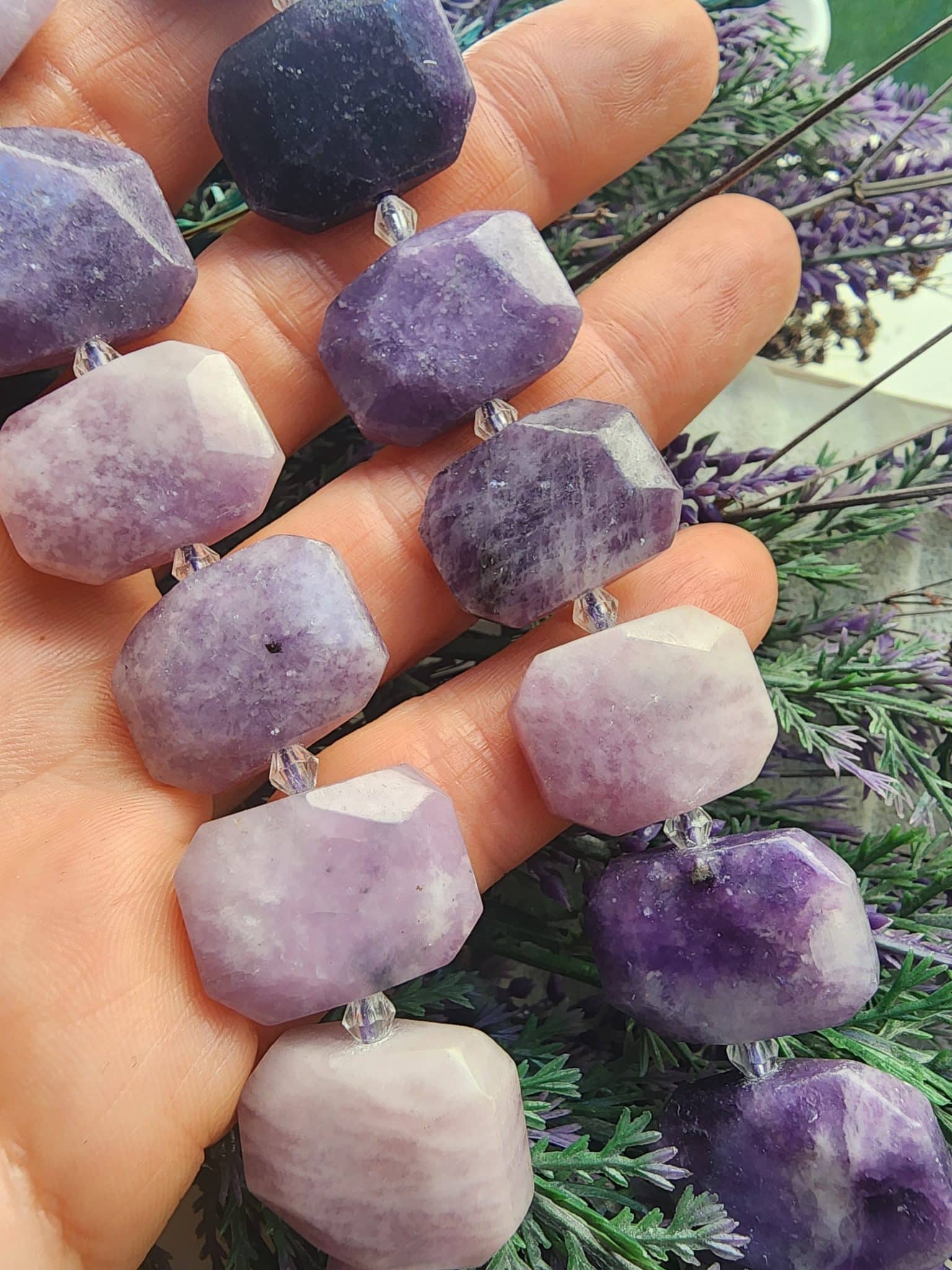 15x20 MM Dikdörtgen Kesimli Lepidolite Taşı