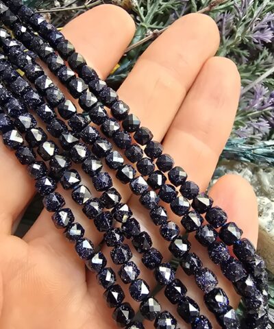 4 MM Küp Lacivert Yıldız Taşı