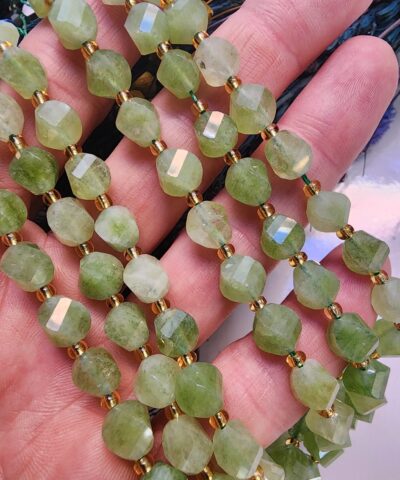 6 MM Burgu Kesim Doğal Renkli Kuvars Taşları - 505