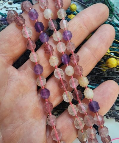 6 MM Mix Piramit Ametist Kuvars Taşı