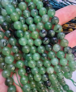 8 MM Siyah Benekli Yeşim Taşı