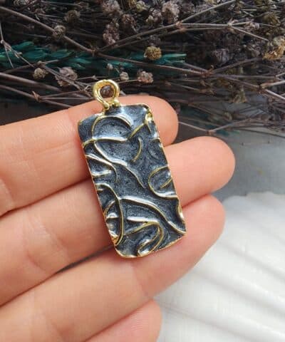 Desenli Plaka Charm Kolye Ucu - 502