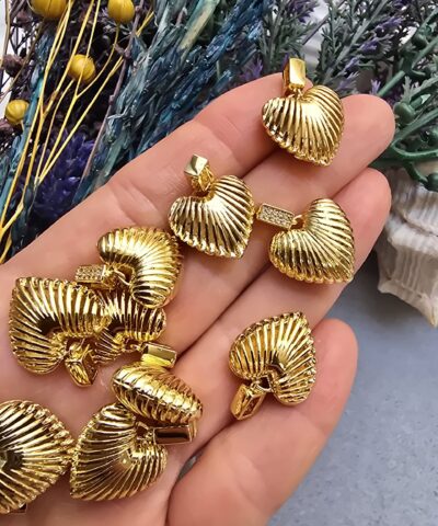 Dolgulu Kalp Çelik Charm