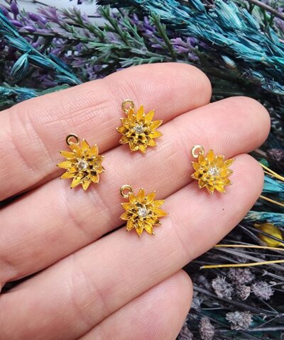 Mevsim Çiçekleri Kolye Ucu ve Çarm - Kasım