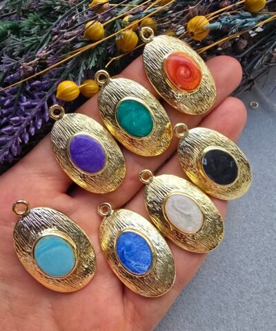 Mineli Oval Madalyon Charm