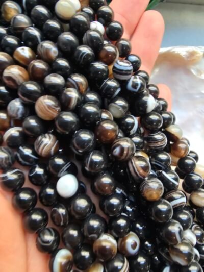 AAA 8 MM Siyah Madagaskar Akik Taşı