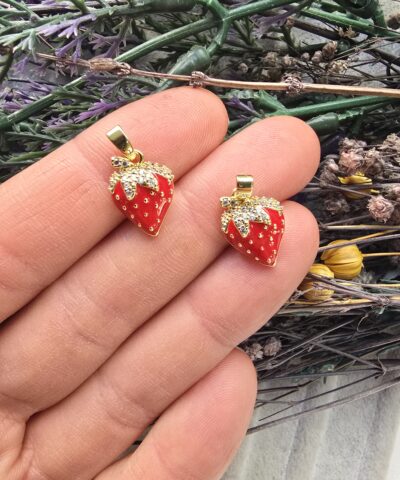Çilek Charm Kolye Ucu - 501