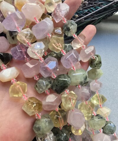 15x20 MM AAA Piramit Çakra Taşı