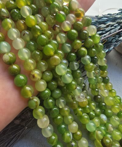 8 MM Küre Yosun Yeşili Damarlı Akik Taşı