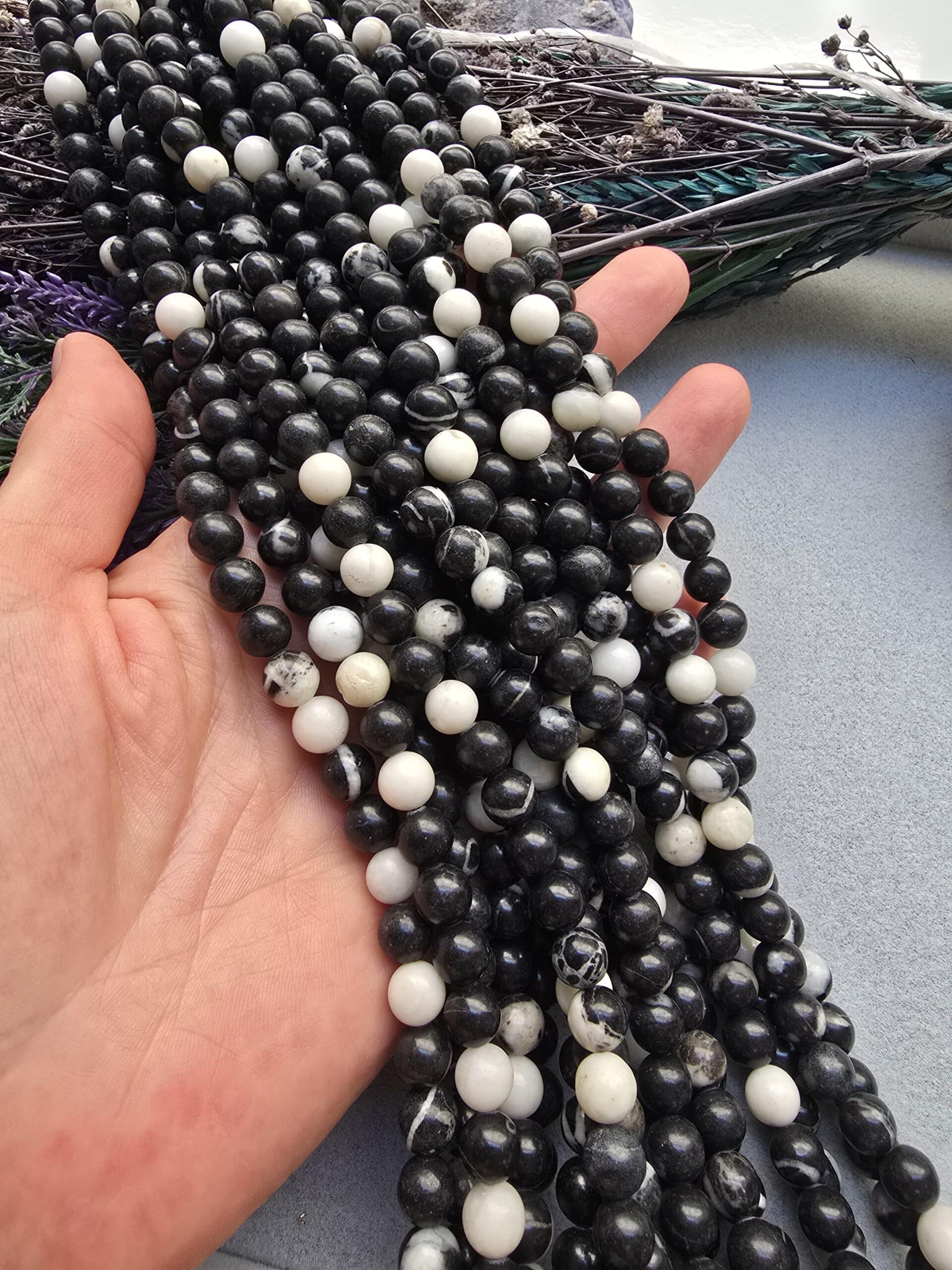 8 MM Siyah Beyaz Dalmaçya Jasper Taşı