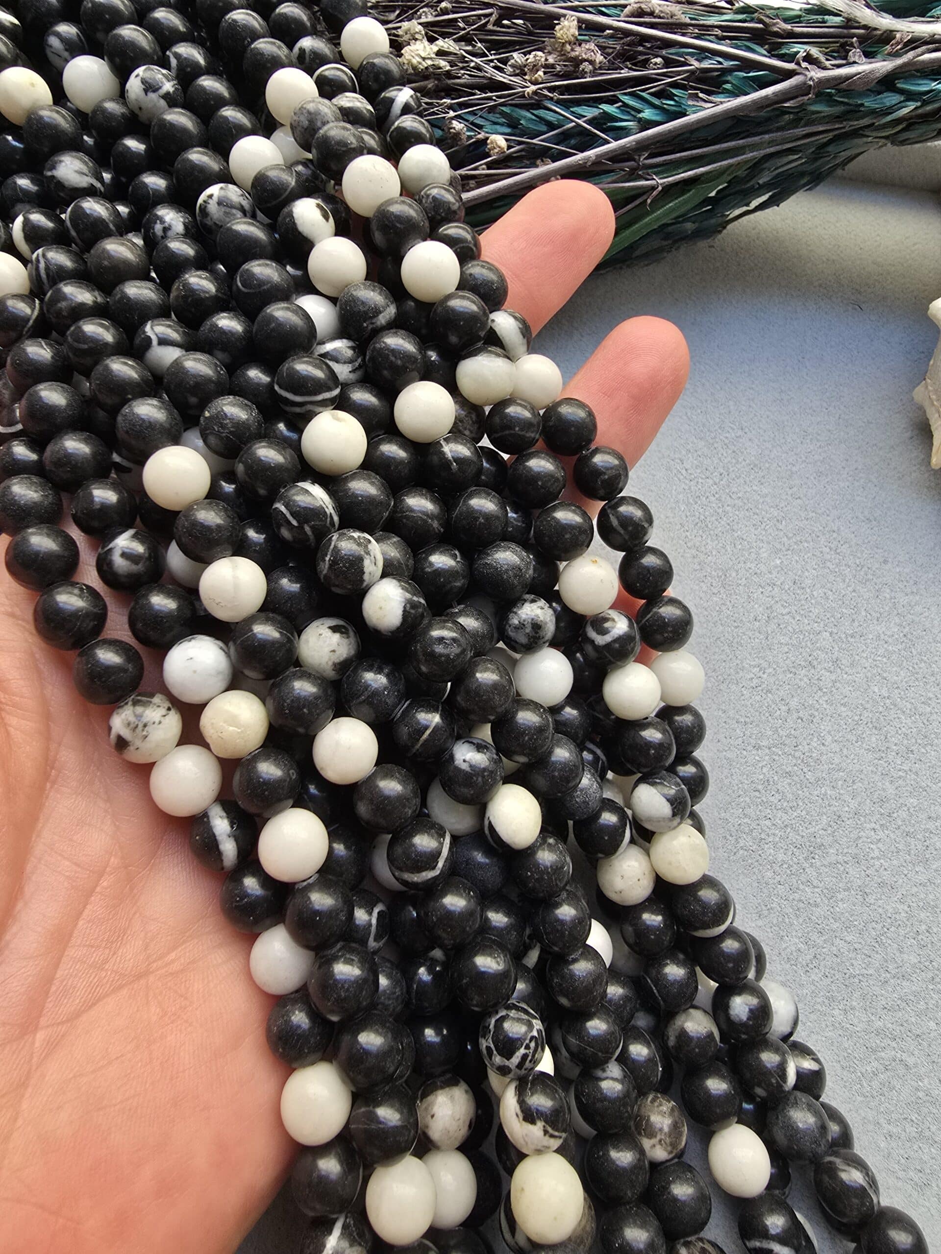 8 MM Siyah Beyaz Dalmaçya Jasper Taşı