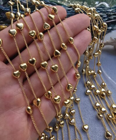 Kalp Detaylı Altın Kaplama Takı Zinciri