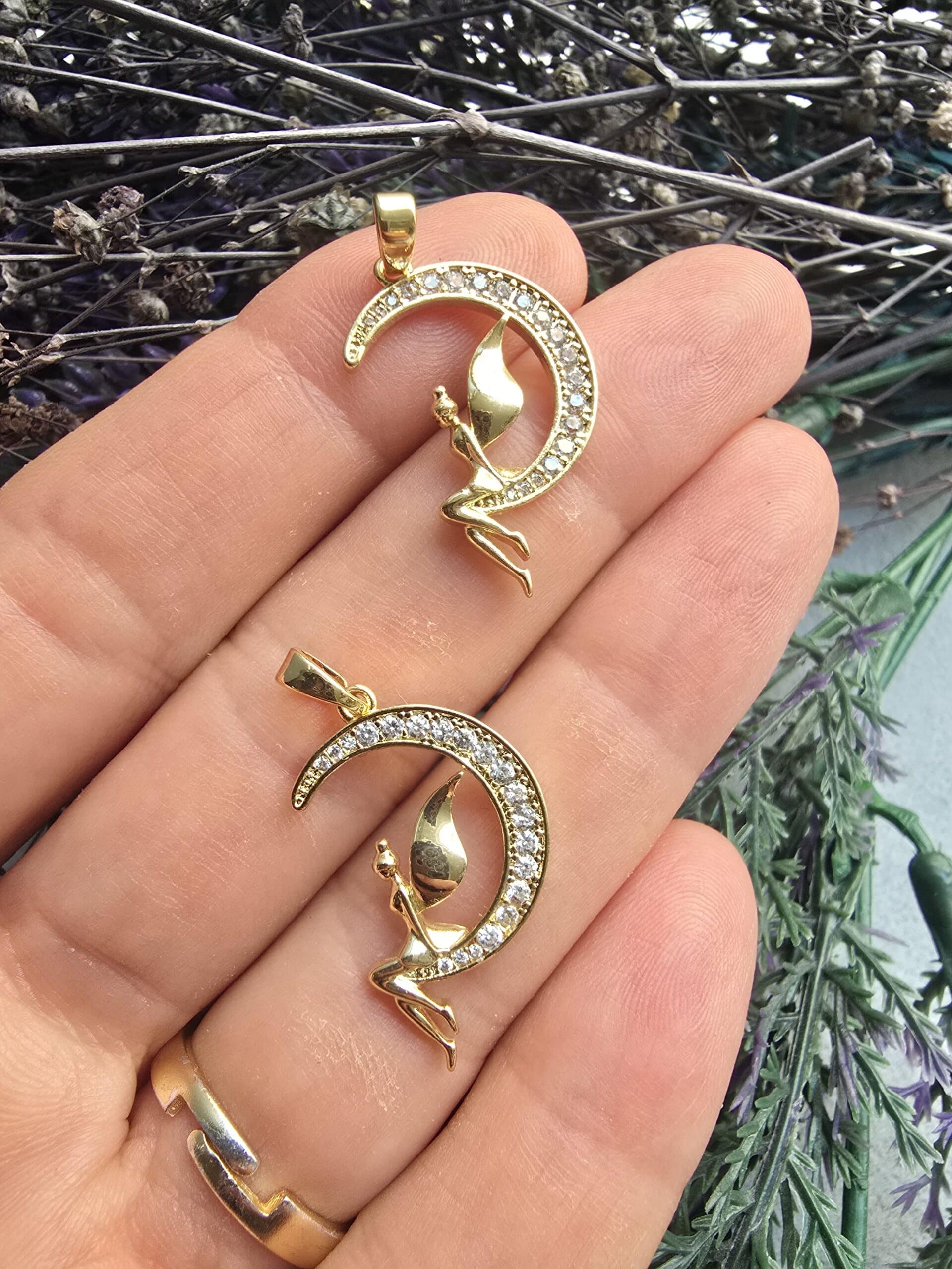 Ay Perisi Charm Kolye Ucu