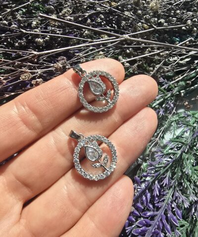 Beyaz Gul Silver Charm Kolye Ucu
