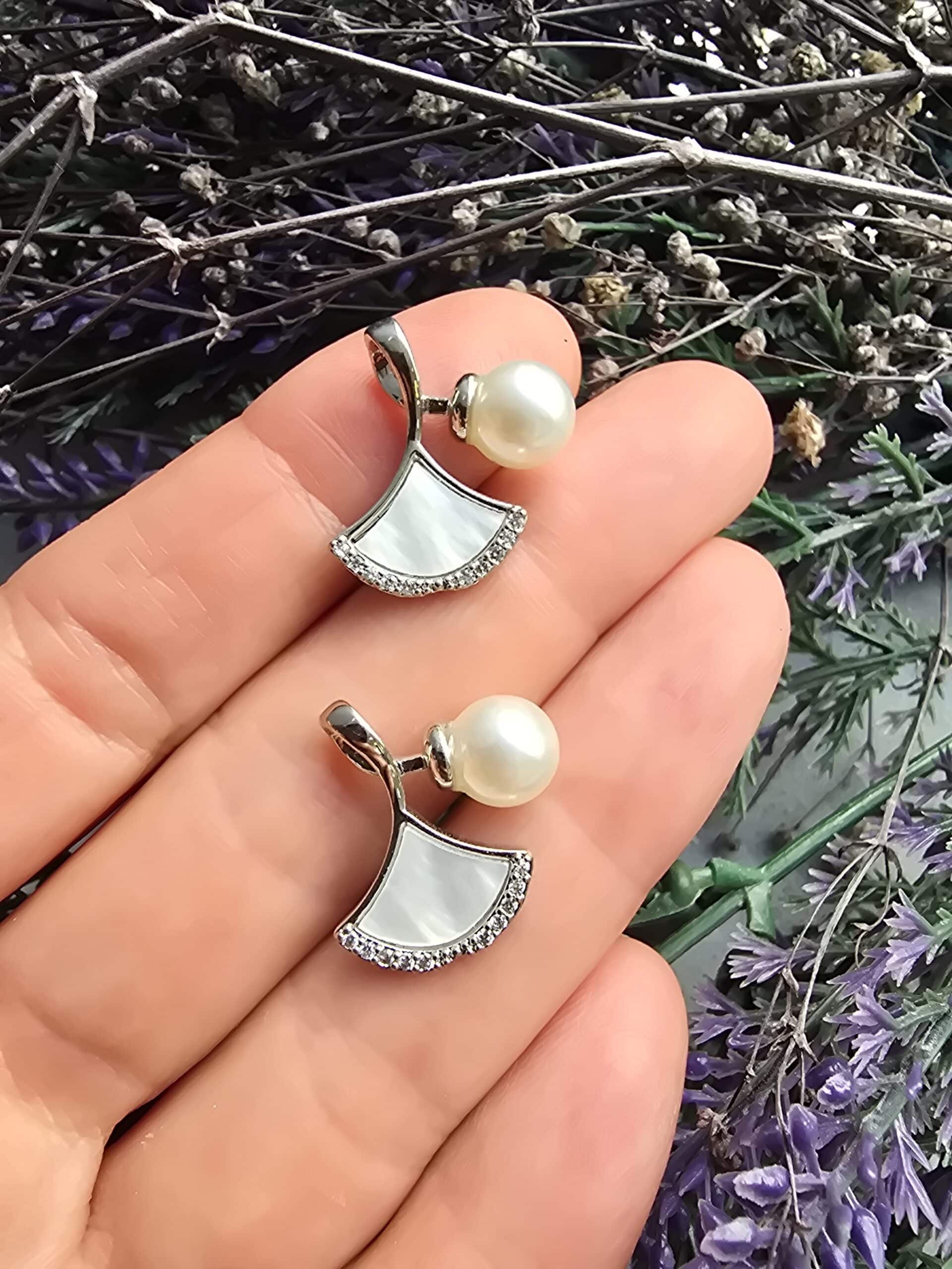 İncili Sedef Yelpaze Silver Charm Kolye Ucu