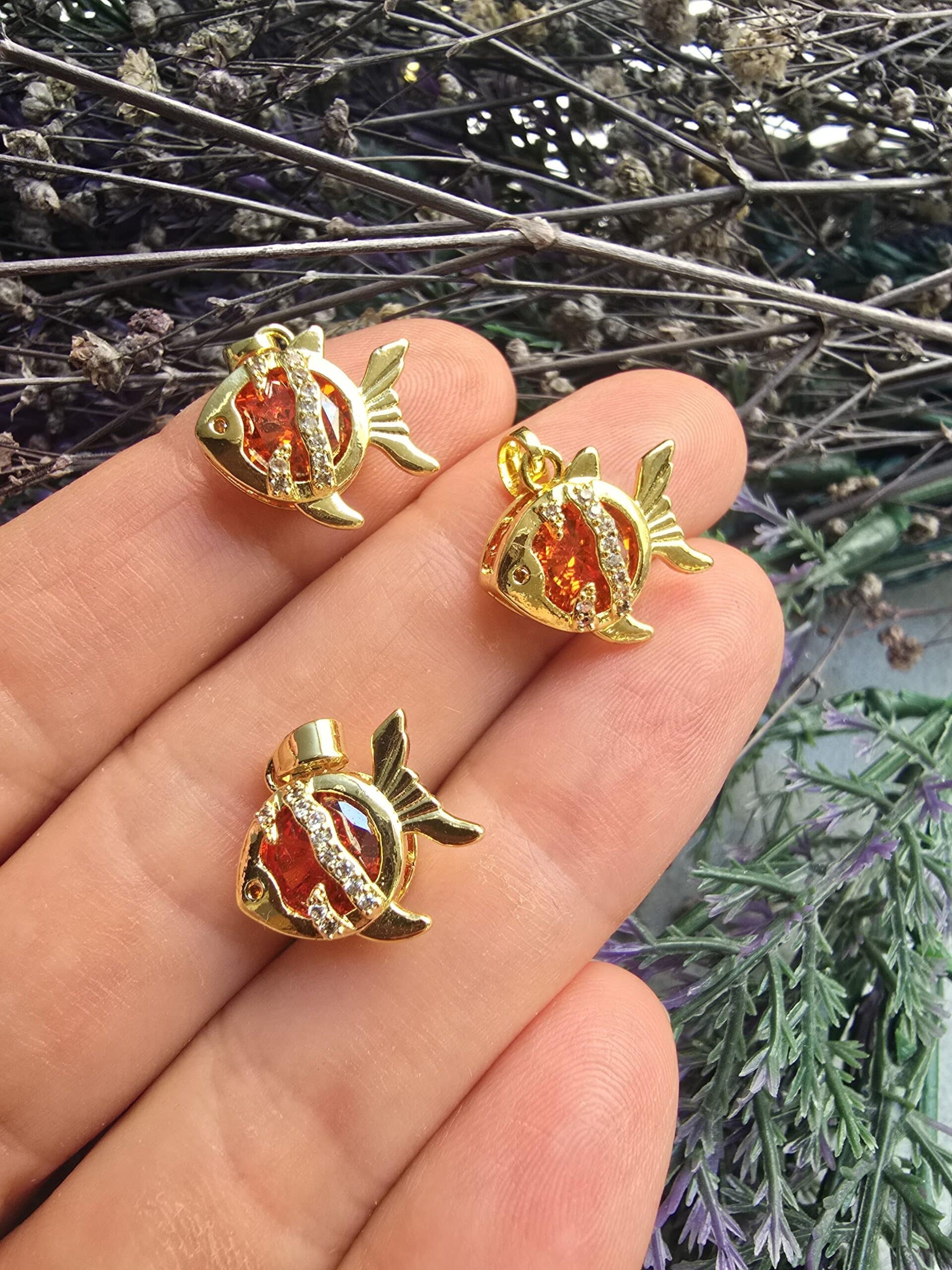 Turuncu Tasli Balik Charm Kolye Ucu